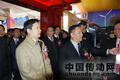 人民電器集團董事長鄭元豹