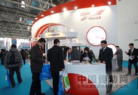 科華恒盛展示高效節能創新動力