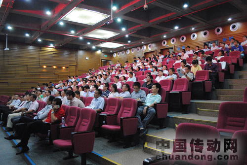 第二屆深圳工業機器人技術與應用論壇