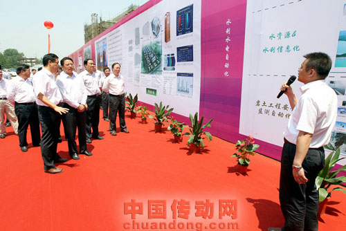 江蘇省委常委、市委書記楊衛(wèi)澤，市長(zhǎng)季建業(yè)到國(guó)電南自公司考察調(diào)研