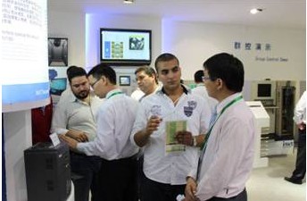 海外客戶向英威騰德仕卡勒技術人員咨詢產品信息