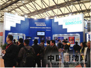 科瑞的展臺簡潔大方富有時代感