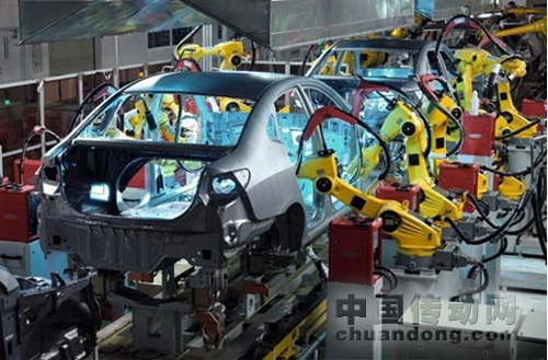 汽車生產線的FANUC機器人